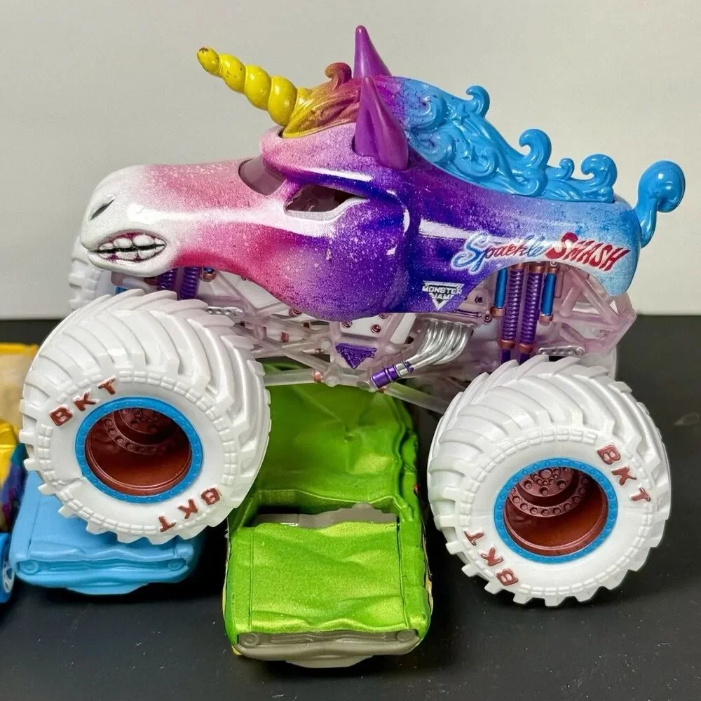 CUSTOM Monster Jam Sparkle Smash 1:64 Unicorn Monster Truck